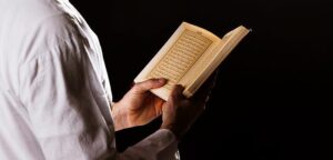 İbrahim Suresi 12. Ayet Meali, Arapça Yazılışı, Anlamı ve Tefsiri