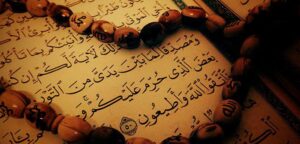 Muhammed Suresi 8. Ayet Meali, Arapça Yazılışı, Anlamı ve Tefsiri